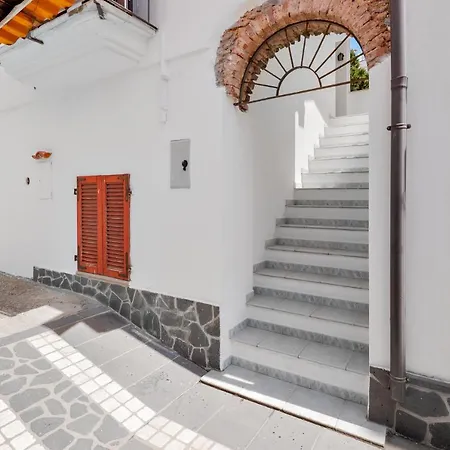 Del Capitano * קאלה גונונה